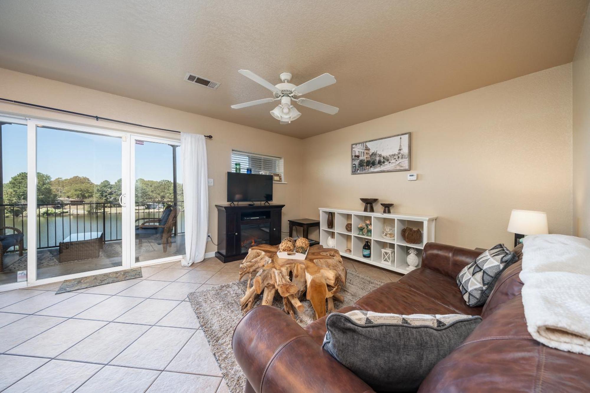 הוט ספרינגס Ember'S View, Spa City Jewel- Lovely Lake Condo מראה חיצוני תמונה